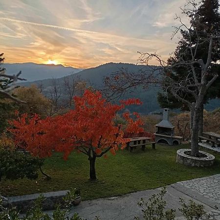 Ξενώνας Το Πατρικό Karya Exterior foto