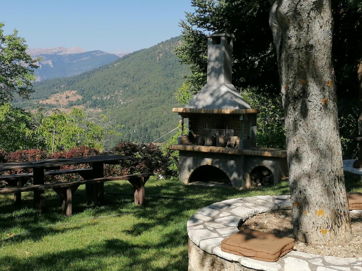 Ξενώνας Το Πατρικό Karya Exterior foto